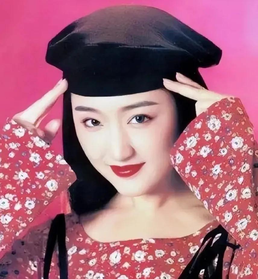 歌手杨钰莹资料介绍(杨钰莹插足别人感情事件)