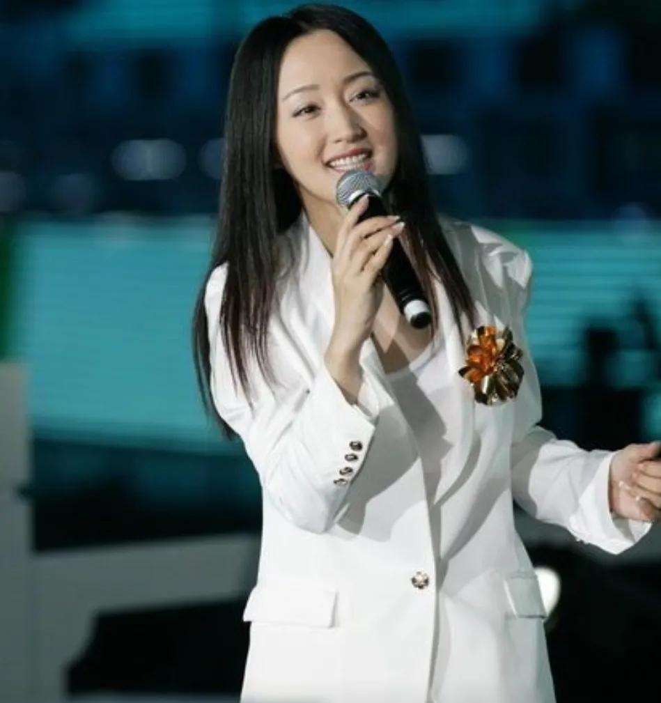 歌手杨钰莹资料介绍(杨钰莹插足别人感情事件)