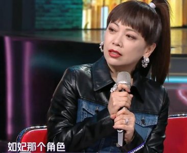 ​邓萃雯老公是谁图片(邓萃雯首次公开婚姻状况)