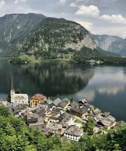 ​奥地利最古老的小镇——哈尔施塔特镇。它被称为世界上最美的小镇