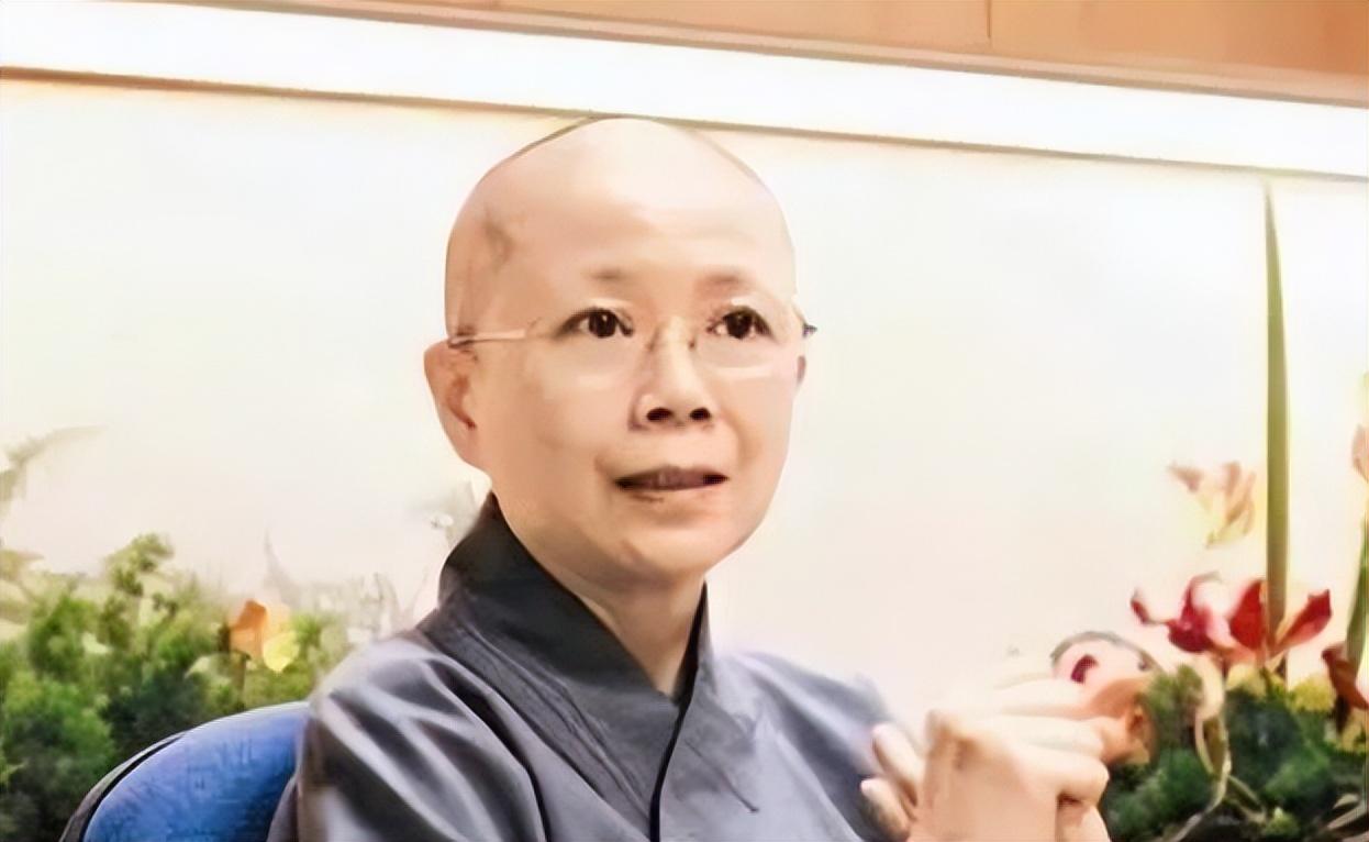 谭咏麟的两个老婆叫什么名字(娱乐圈谭咏麟一夫两妻)