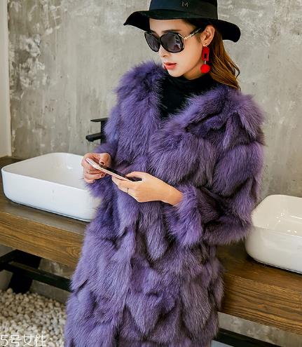 皮草会越穿越大吗？皮草尺码要这样选