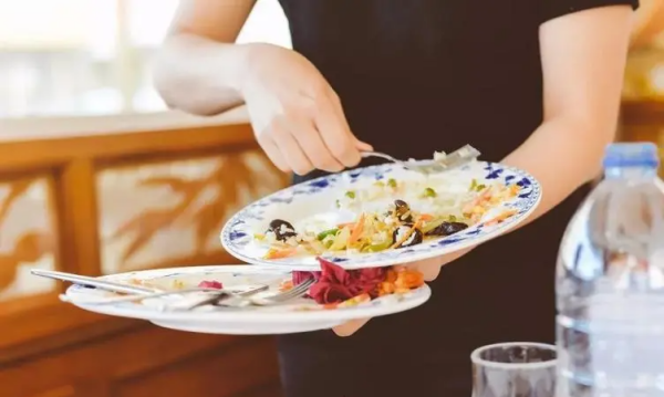 菜是热了放冰箱还是冷了放冰箱,菜凉了放冰箱还是热的时候放好图2