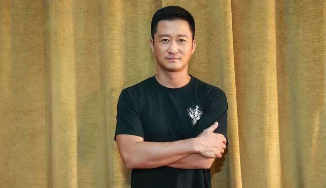 谢楠在微博晒出两个孩子的照(看似小女人的外表下)(4)