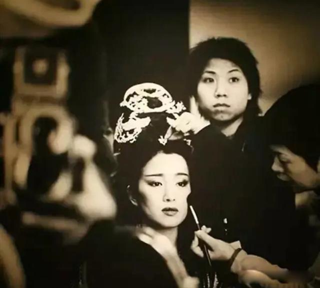 周润发捐款56亿是真的吗 所谓裸捐不过是一句口头承诺