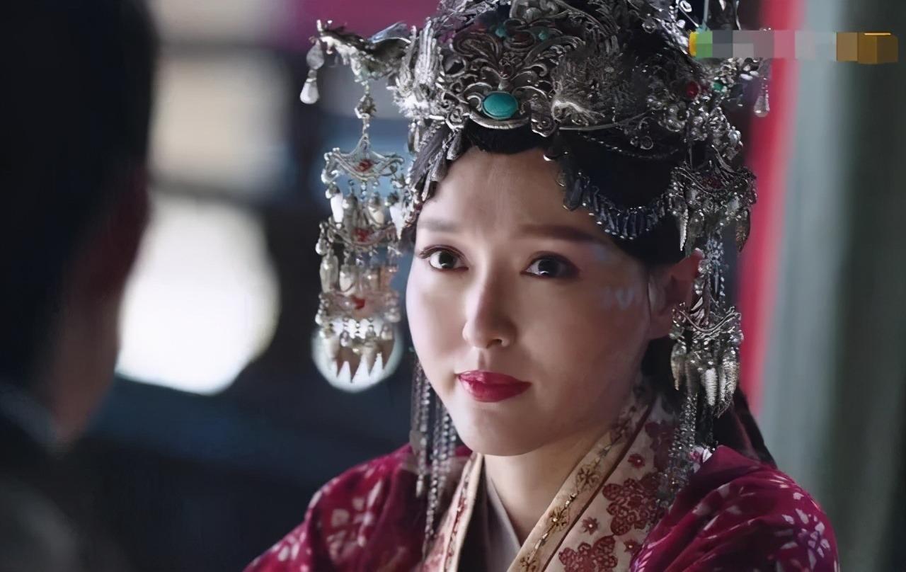 摆烂?唐嫣三个月没公开露面,只愿意待上海工作,被曝在备孕二胎