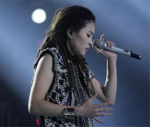 汪峰对毕夏表白发生过关系吗 汪峰爱女学员是真的吗爱了多少女人