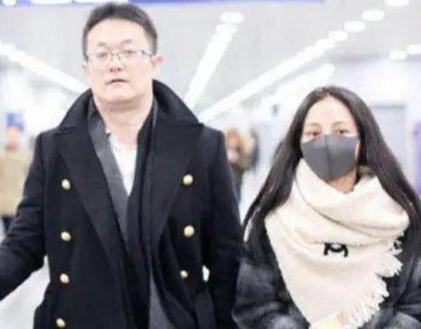 文章一提姚笛就泣不成声,被问及更爱哪一个时,他的回复太经典了