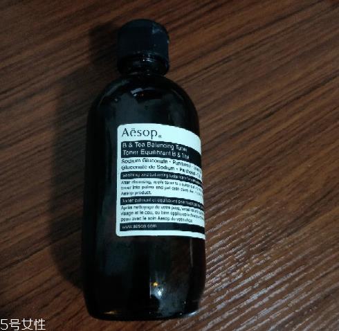 伊索绿茶水和悦木之源菌菇水哪个好 aesop维b绿茶平衡液