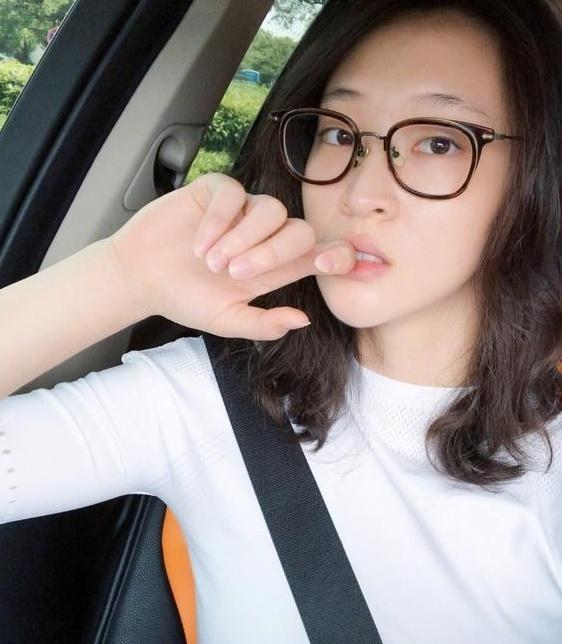 女排最美姑娘身高2米, 至今单身, 网友: 和她站一起要踮脚尖