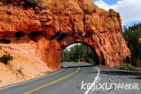 盘点世界上十大最奇异隧道:梦幻时空隧道