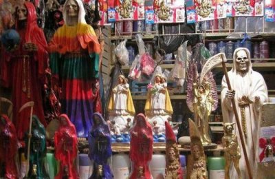 ​恐惧的墨西哥索诺拉州邪术商场，满城的腐尸_巫术会合地