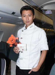 ​张柏芝8岁小儿子近照曝出，比哥哥还帅几分，网友：很像谢霆锋