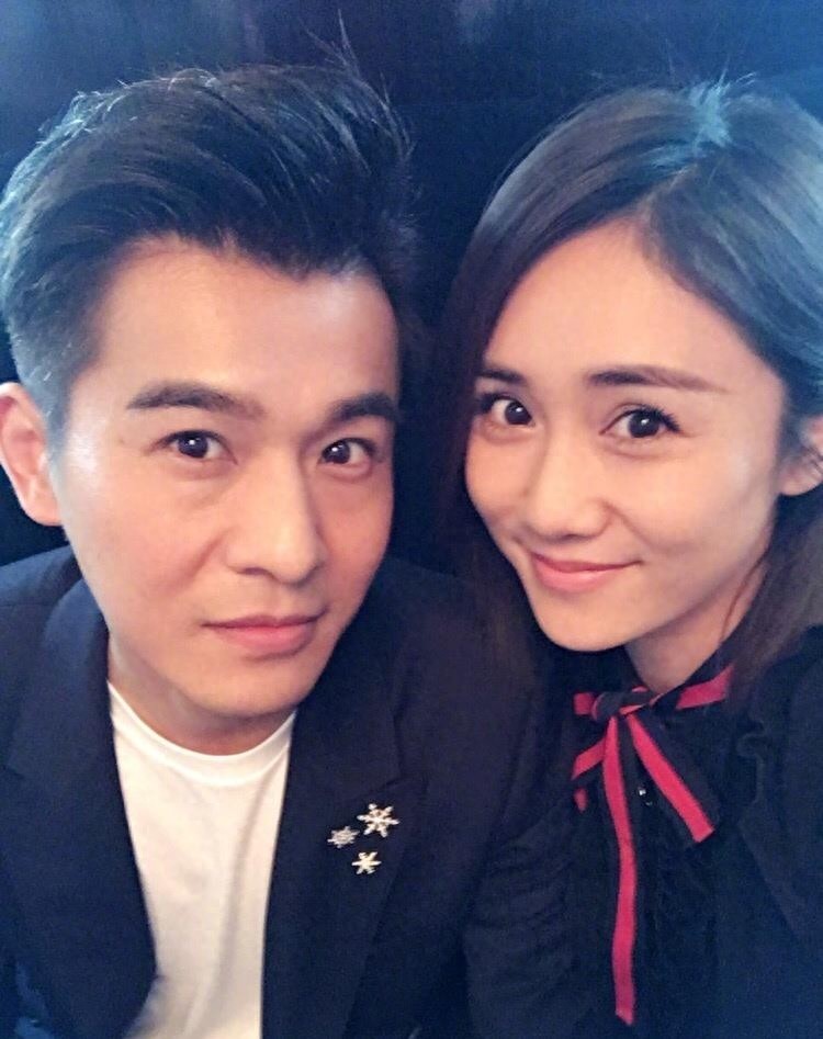 35岁刘芸，老公郑钧大15岁，曾登《时代周刊》，儿子被传智障