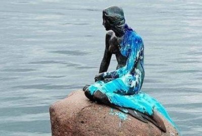 ​百慕大三角下的奇怪金字塔