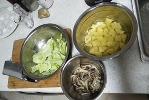 冠县美食筋头巴脑,筋头巴脑锅的做法及配料图2