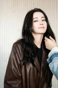 ​杨幂和迪丽热巴的关系？杨幂和迪丽热巴谁成就了谁？