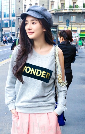 杨幂到底有没有整容，这些早年的剧照一不小心说了大实话！