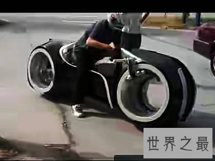 世界上最快的摩托车，外形特别炫酷的它是男人的最好座驾。
