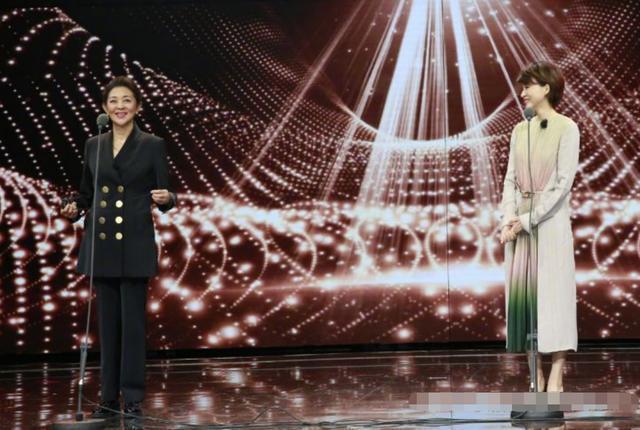 60岁倪萍发胖被骂