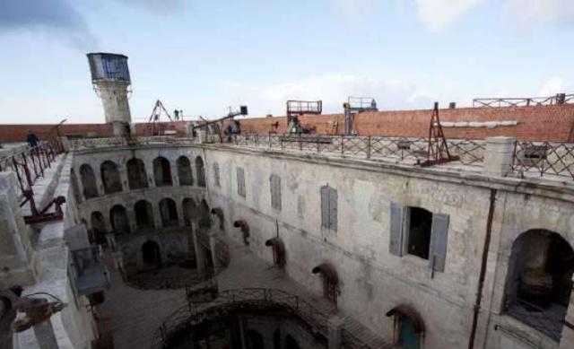 全球管理最松懈的监狱，犯人不带手脚铐，可随意走动，却无人敢逃