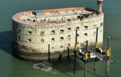 ​全球管理最松懈的监狱，犯人不带手脚铐，可随意走动，却无人敢逃