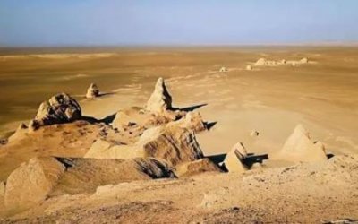 ​楼兰美女和小河公主各自年代,楼兰美女和小河公主是一个人吗？