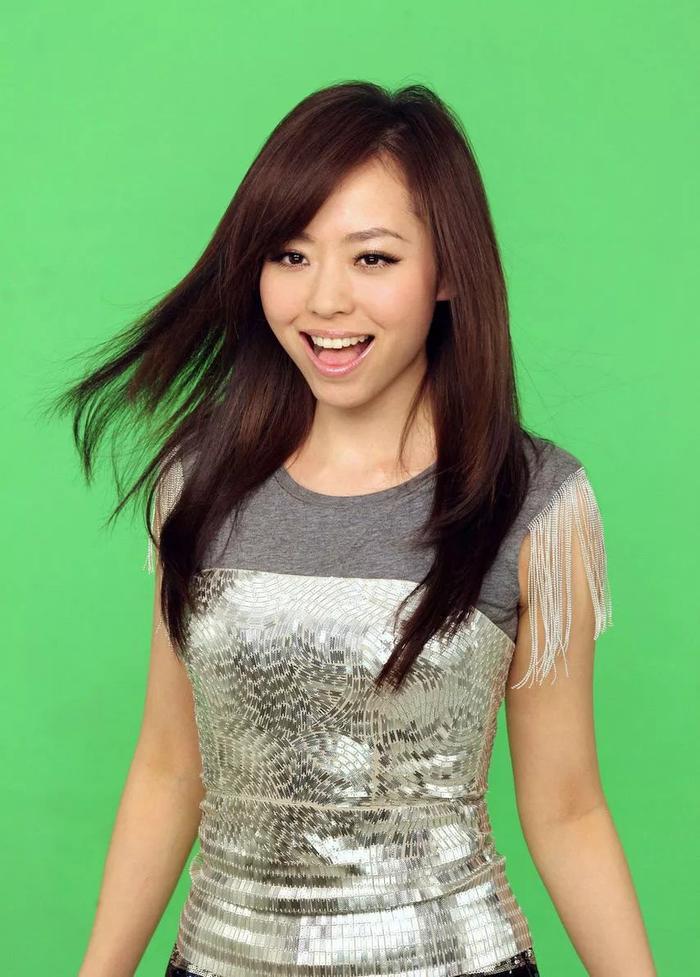 张靓颖与冯柯分家:人生所有捷径走到最后都得自己扛