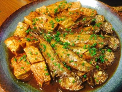 ​小黄鱼炖豆腐做法（学会这样做小黄鱼烧豆腐）