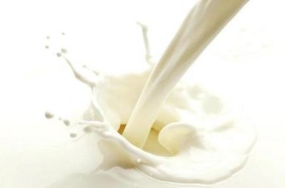 ​高血压患者能不能喝纯牛奶(高血压患者不宜喝牛奶吗?)