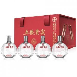 ​五粮液礼宾酒52度价格(五粮液礼宾级52度精品单瓶价格)