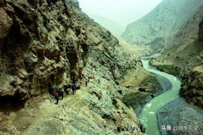 ​阿克赛钦是个什么样的地方？维吾尔族与藏族在此用羊驮出战略要道