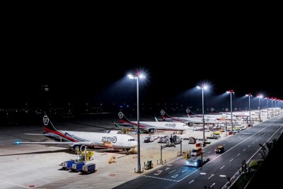 ​90架全货机全员待命，顺丰快递让200余城年货半日就送达