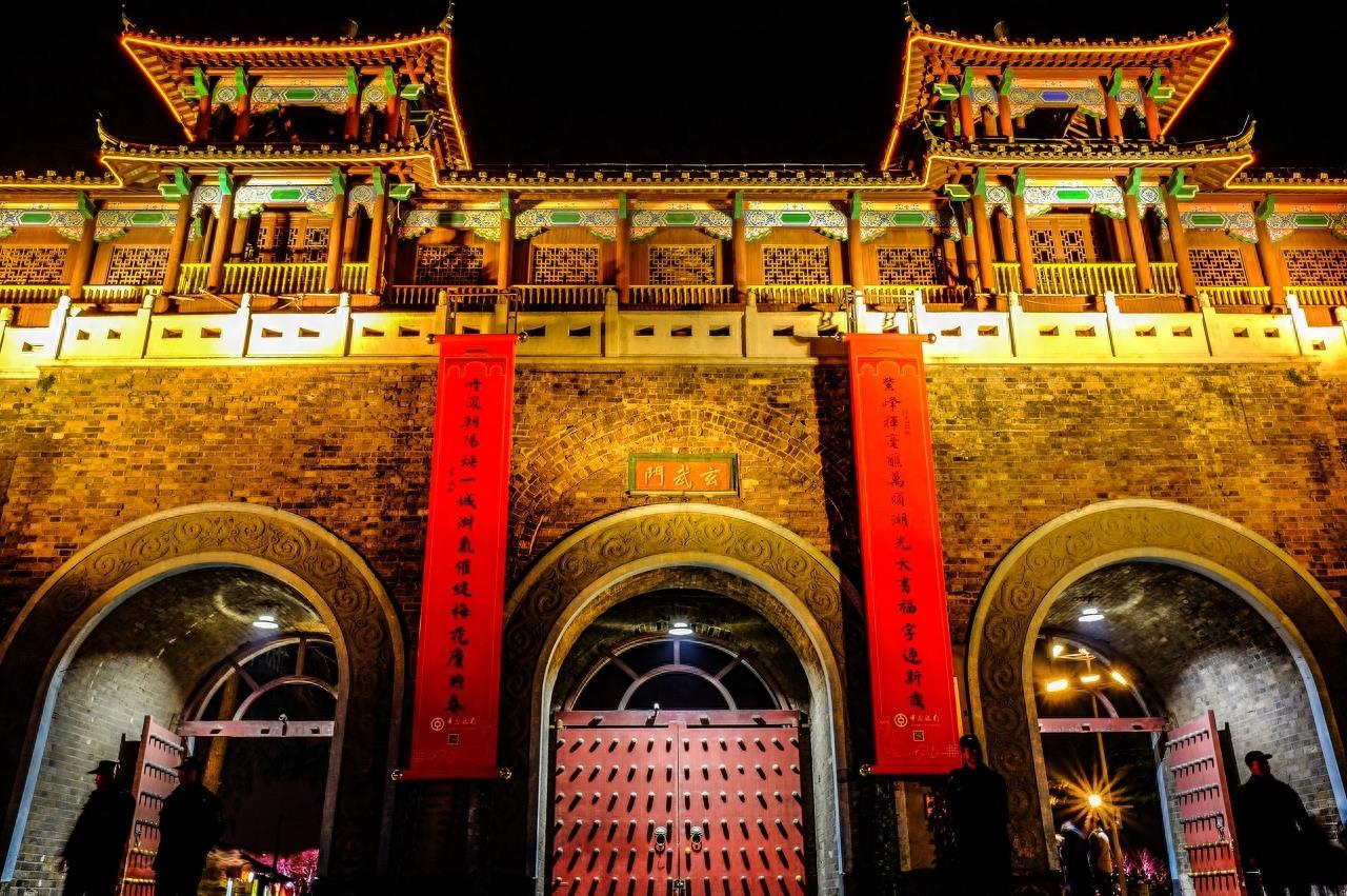 玄武门,为南京明城墙增辟城门之一