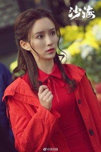 ​《沙海》女演员涉嫌入室盗窃十余万，还被网曝是蔡徐坤隐藏女友