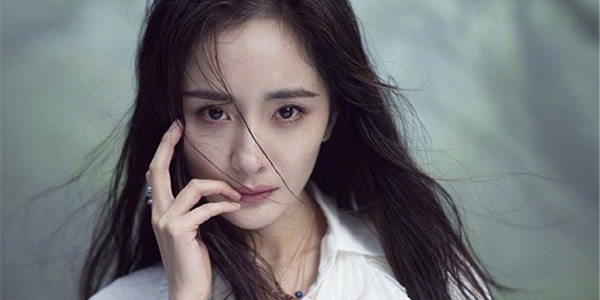 杨幂多大了年龄2025