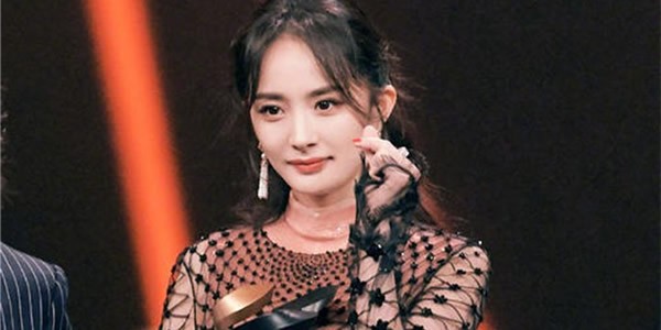 杨幂多大了年龄2025