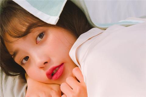 渣女遇到优秀男人的表现