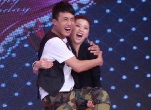 她是马蓉闺蜜拒绝杜淳,倒追张大伟被拒,与富豪相识38天闪婚