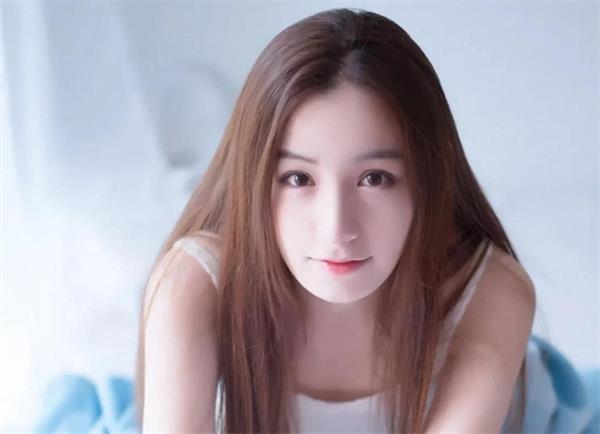 追女孩子聊天说什么话题 从这几个话题让她了解你