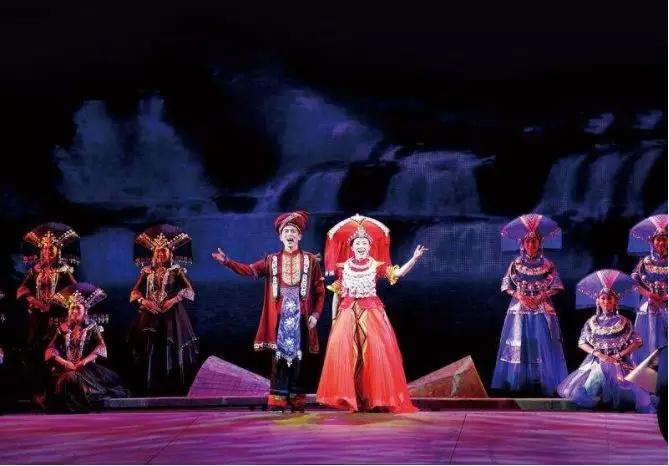 都说是最红版本的《山歌好比春江水》，了解下