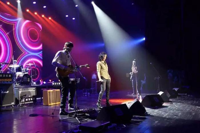 都说是最红版本的《山歌好比春江水》，了解下