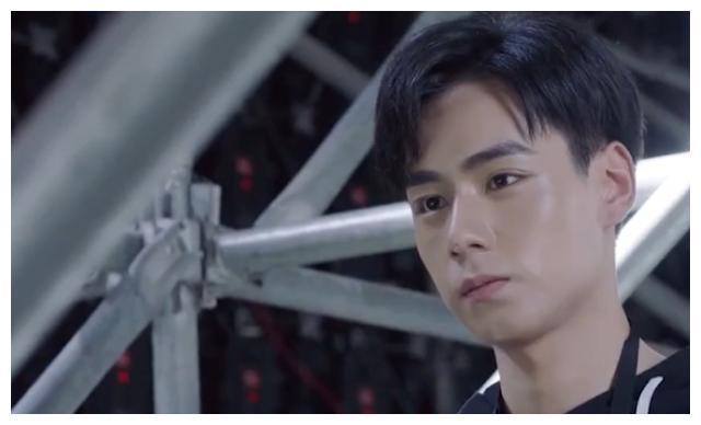 亲爱的热爱的:吴白最爱的人是她,艾情竟只是挡箭牌