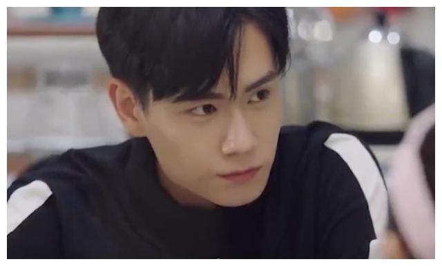 亲爱的热爱的:吴白最爱的人是她,艾情竟只是挡箭牌