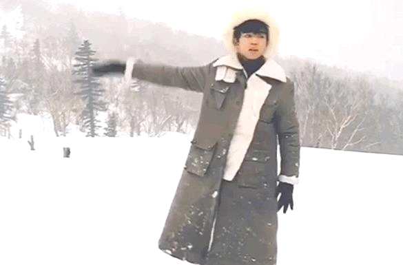 王俊凯哄左手睡觉什么梗 王俊凯哄左手睡觉什么意思