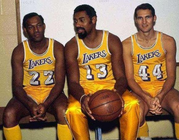 人人皆知NBA最长连胜记录是33场！那么最长连败记录又是多少？