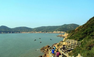 ​上海人看海最近的地点，船程只需要20分钟，就能到达