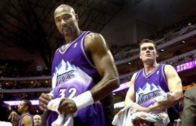 ​联盟史上最好看的5款球衣，公牛王朝只能排第三，第一实至名归！