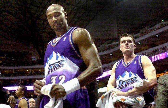 联盟史上最好看的5款球衣，公牛王朝只能排第三，第一实至名归！