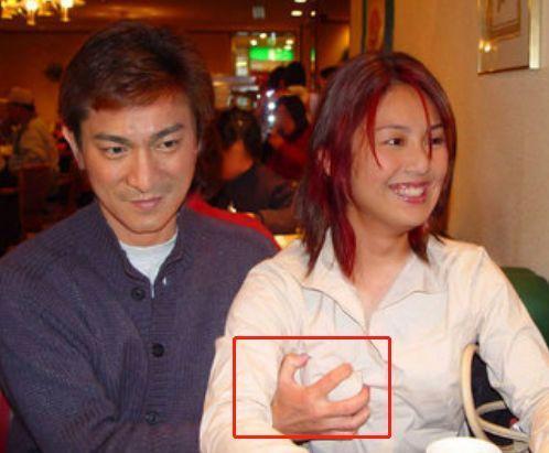 “被揩油”的4位女星，第一位忍气吞声，最后一位怒扇男方两耳光